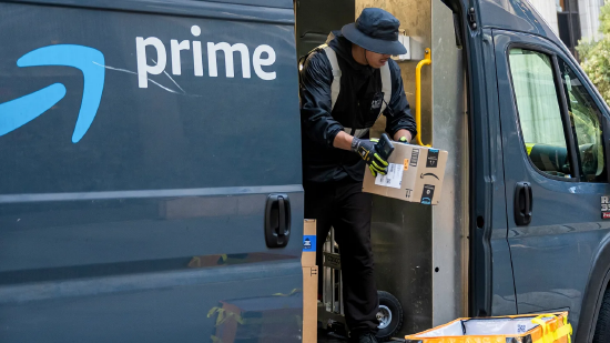 十大股票配资网址 亚马逊将为数千个小城镇提供更快配送服务